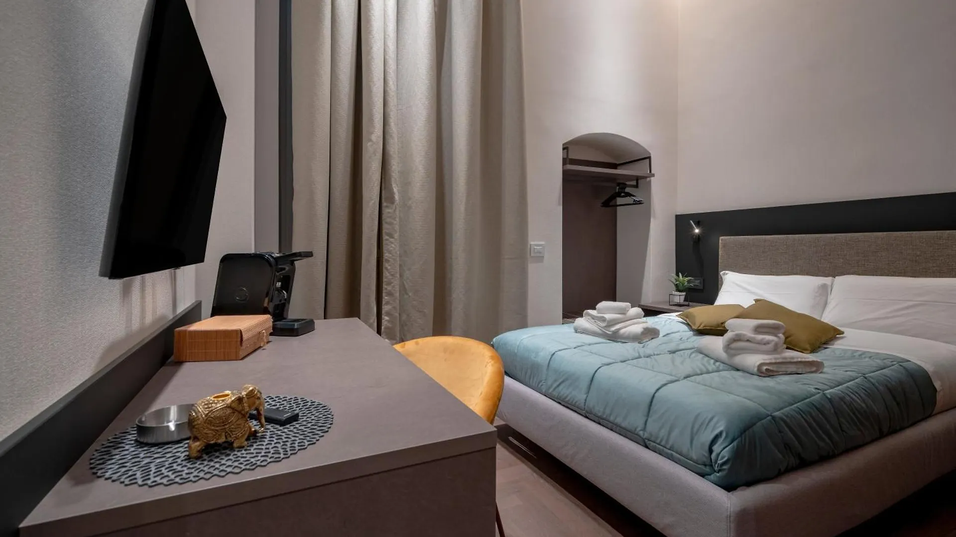 Aparthotel 4 Season Cognetti Bari